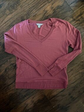 Athleta Rose Pink V-Neck Super Soft Sweatshirt
